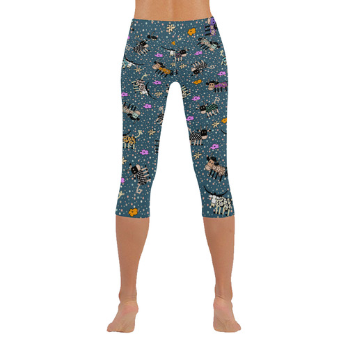 Colorfully and Funny COWS with FLOWERS Women's Low Rise Capri Leggings (Invisible Stitch) (Model L08)