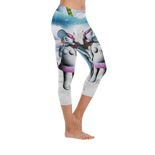 Funny snowman and snow women Women's Low Rise Capri Leggings (Invisible Stitch) (Model L08)