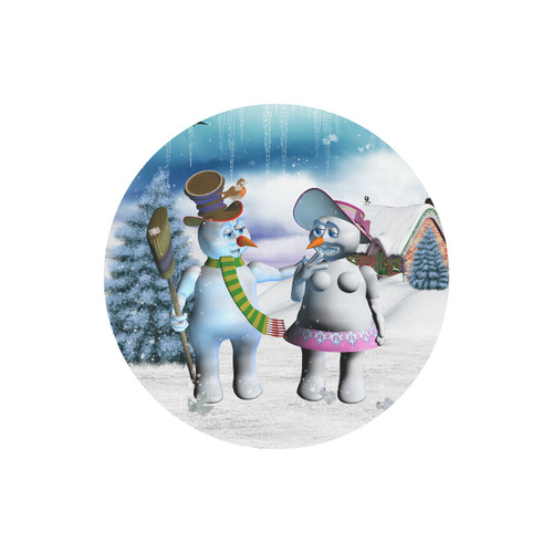 Funny snowman and snow women Round Mousepad