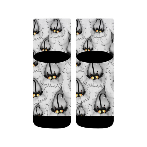 Fun Cat Cartoon in ripped fabric Hole Quarter Socks