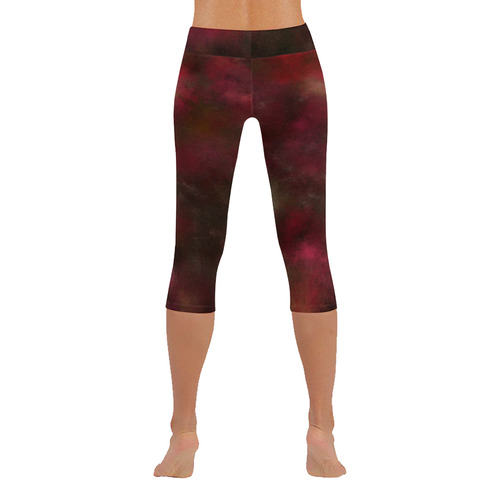 Dark red black batik look Women's Low Rise Capri Leggings (Invisible Stitch) (Model L08)