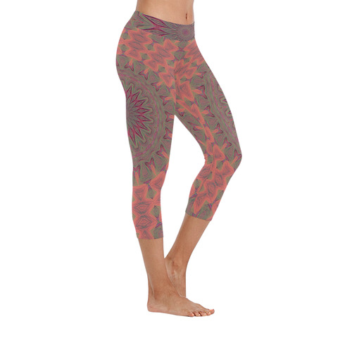 CORAL REEFER Women's Low Rise Capri Leggings (Invisible Stitch) (Model L08)