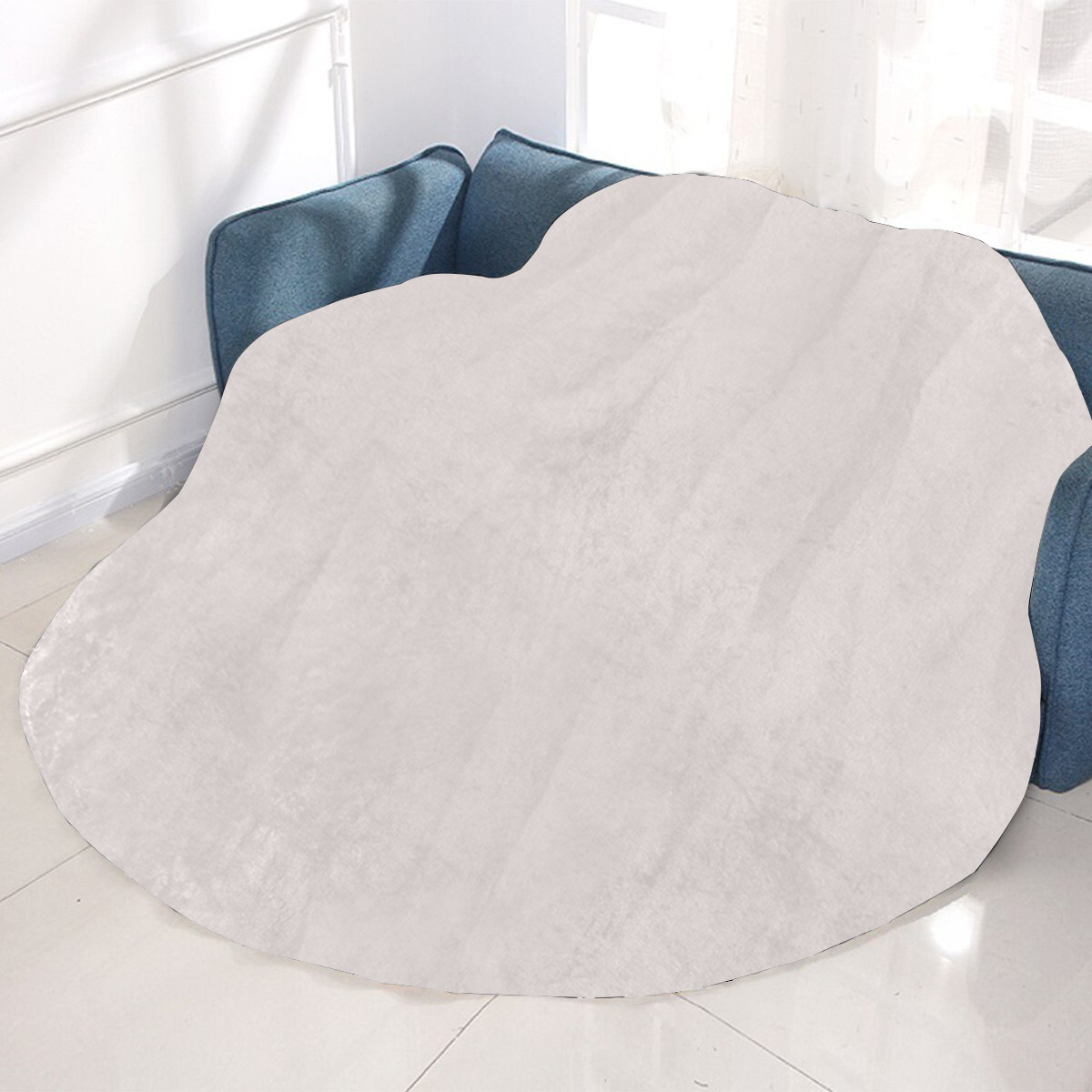 Circular Ultra-Soft Micro Fleece Blanket 47"