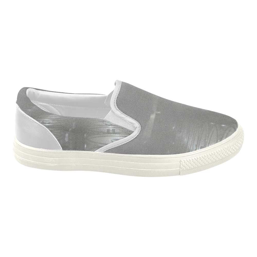 CHILLD BUSCH KEG LOAD Women's Slip-on Canvas Shoes (Model 019)