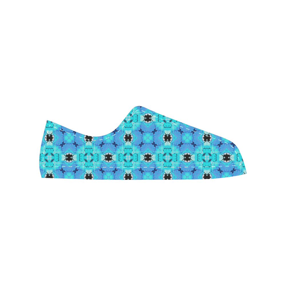 Vibrant Modern Abstract Lattice Aqua Blue Quilt Women's Classic Canvas Shoes (Model 018)