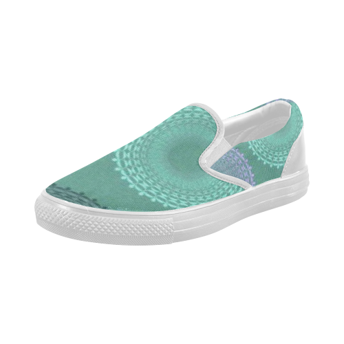 Teal Sea Foam Green Lace Doily Women's Slip-on Canvas Shoes (Model 019)