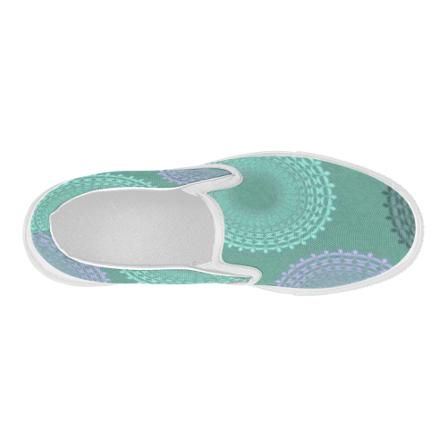 Teal Sea Foam Green Lace Doily Women's Slip-on Canvas Shoes (Model 019)