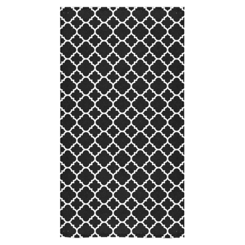 black white quatrefoil classic pattern Bath Towel 30"x56"