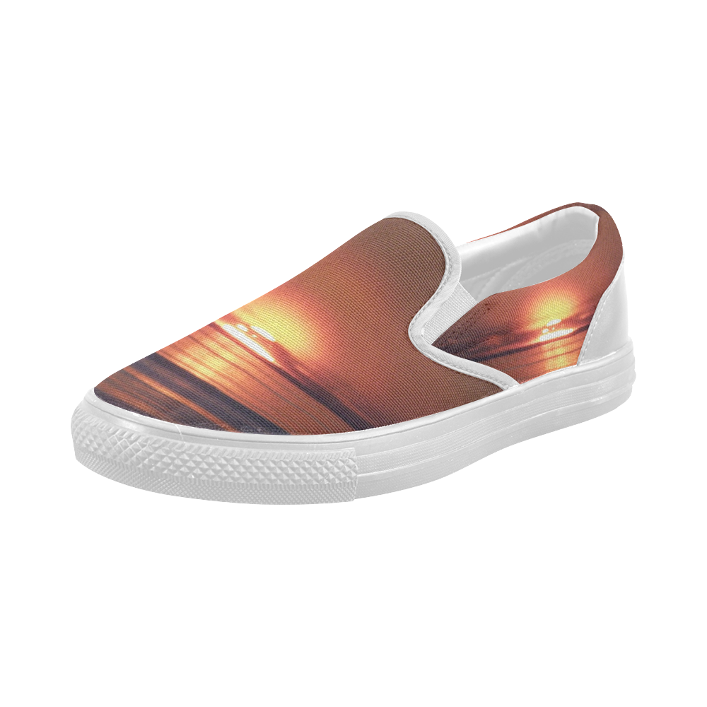 Shockwave Sunset Women's Slip-on Canvas Shoes (Model 019)