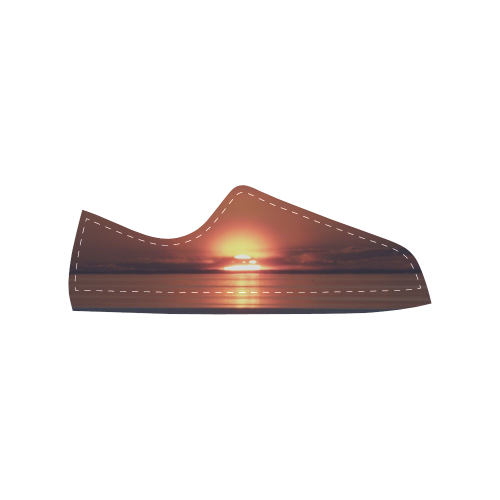 Shockwave Sunset Women's Classic Canvas Shoes (Model 018)