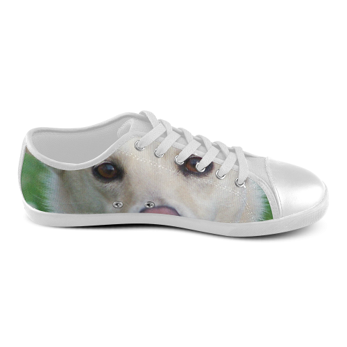 Dog face close-up Men's Canvas Shoes (Model 016)