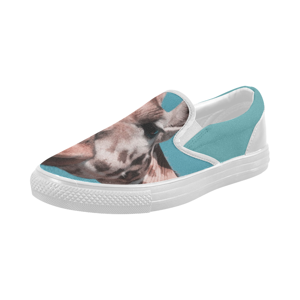 giraffe Women's Slip-on Canvas Shoes (Model 019)