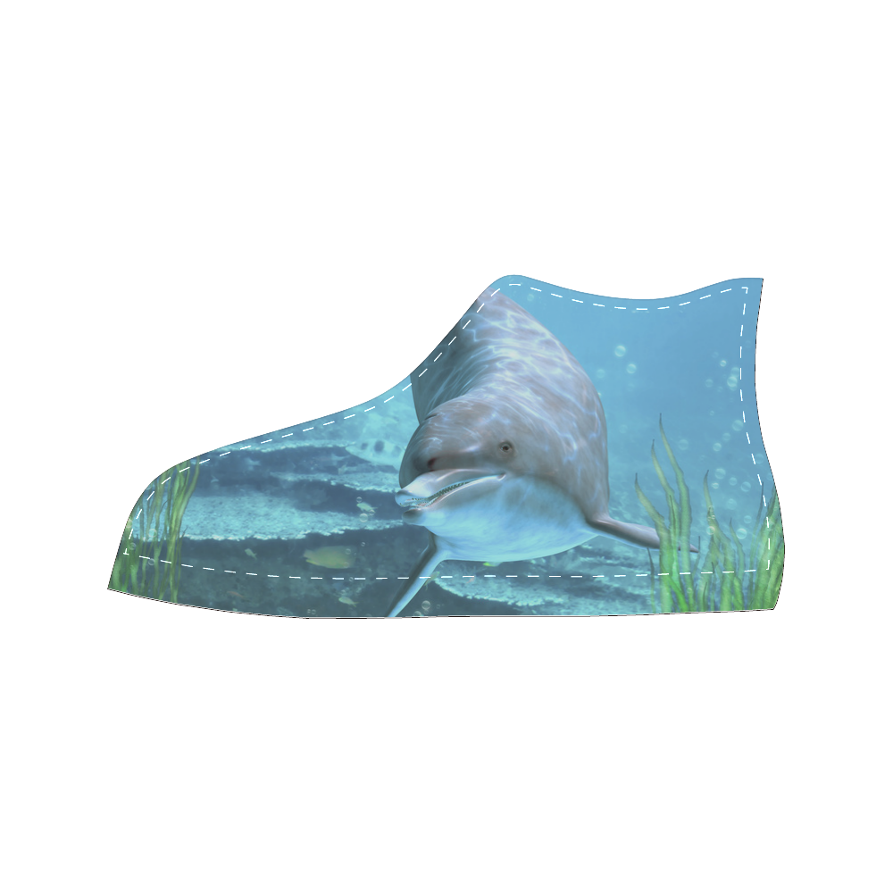 A proud dolphin swims in the ocean Men’s Classic High Top Canvas Shoes (Model 017)