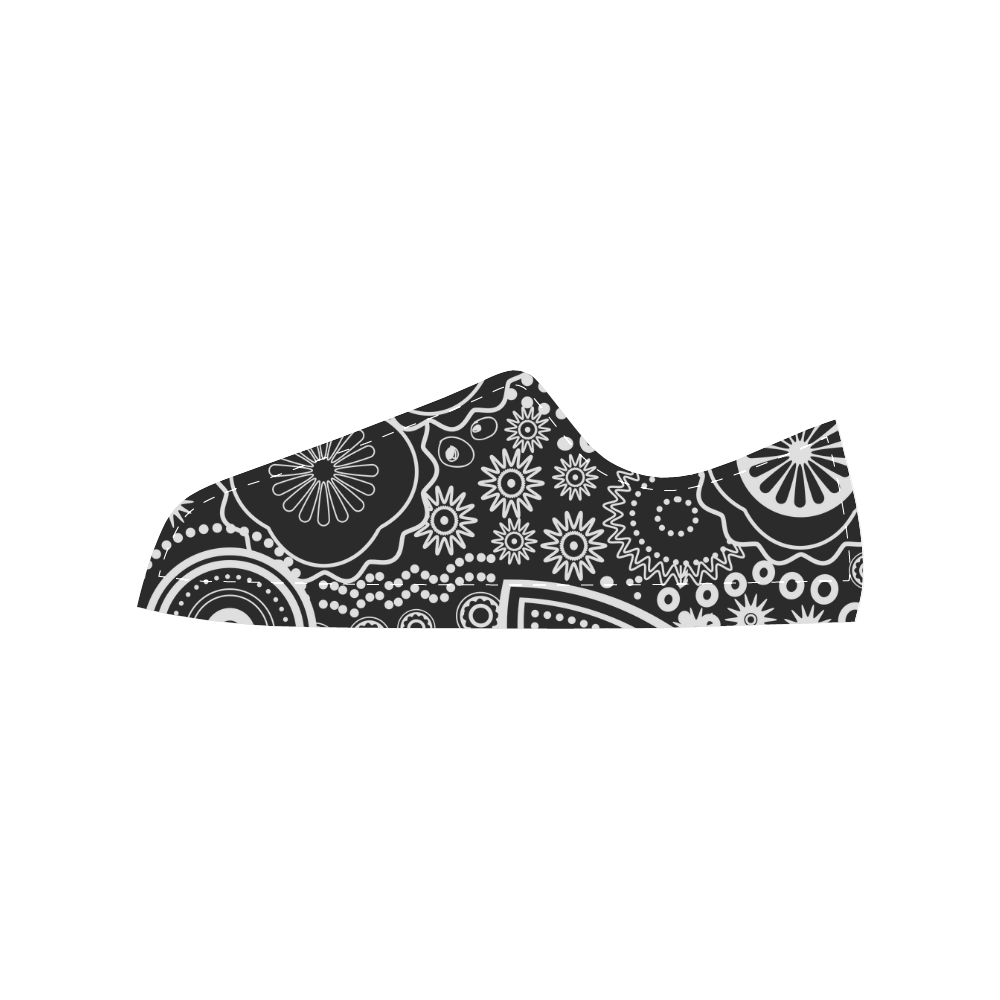 black and white ornament Women's Classic Canvas Shoes (Model 018)