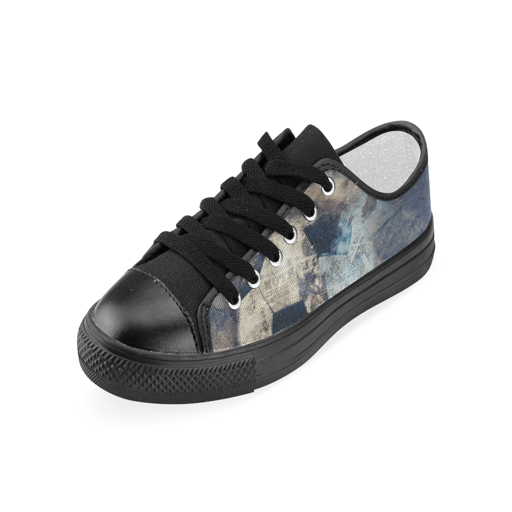 Abstract Blue Grunge Soccer Women's Classic Canvas Shoes (Model 018)