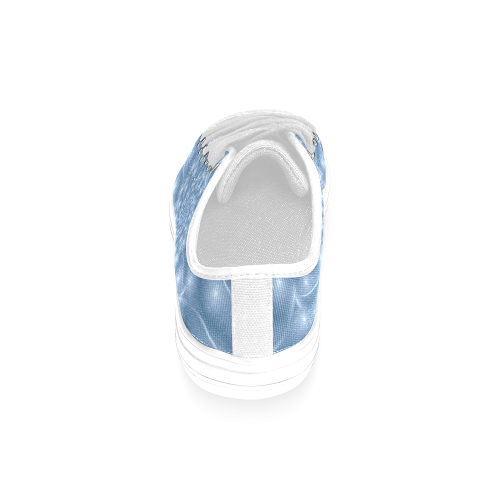 Digital Art Glossy Light Blue Spiral Fractal Men's Classic Canvas Shoes (Model 018)