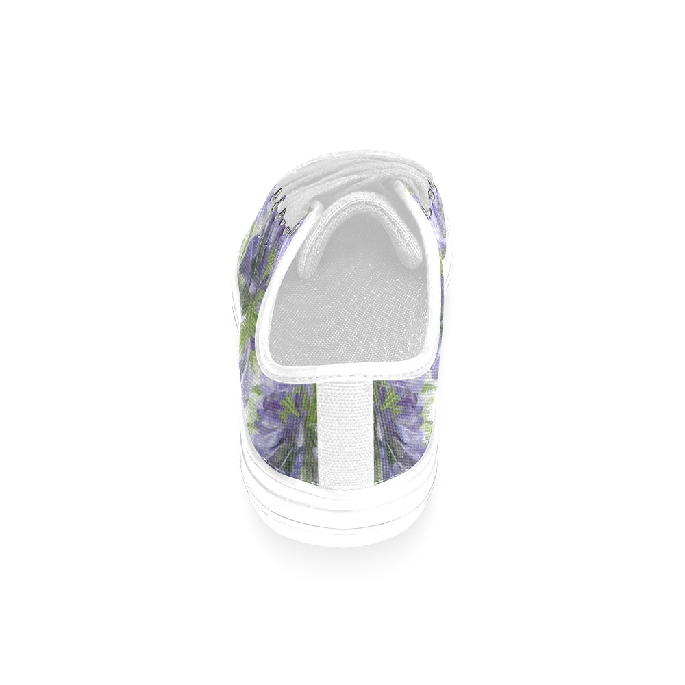 Purple Flowers Men's Classic Canvas Shoes (Model 018)
