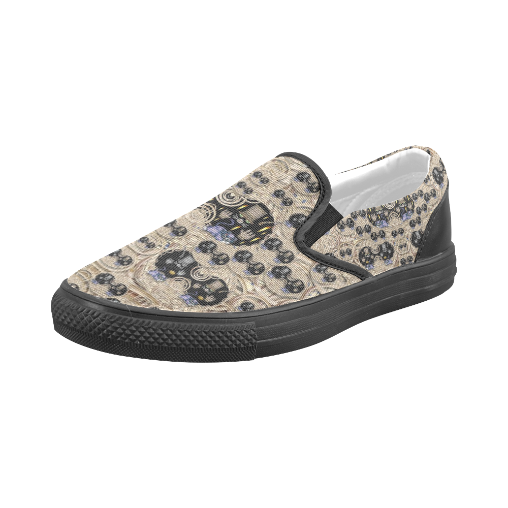 big cats and kittens in the night Men's Slip-on Canvas Shoes (Model 019)