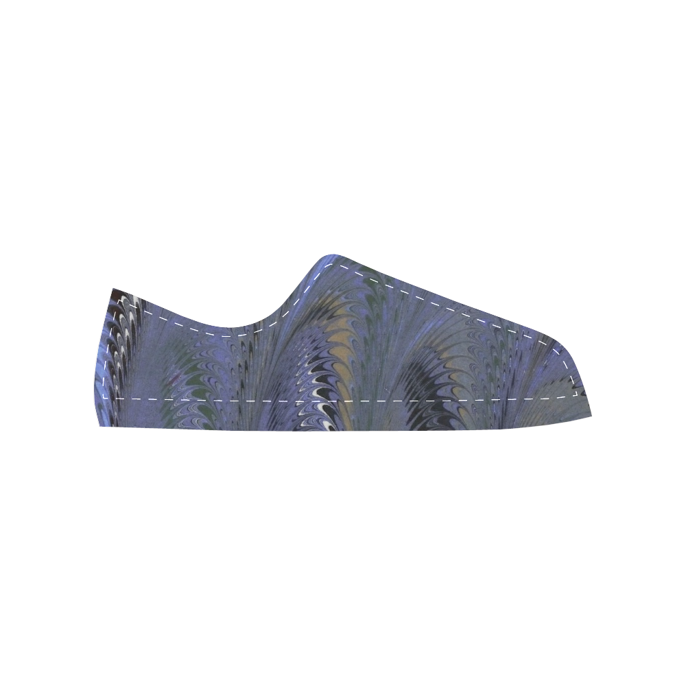 Retro Marbleized Waves Periwinkle Blue Men's Classic Canvas Shoes (Model 018)