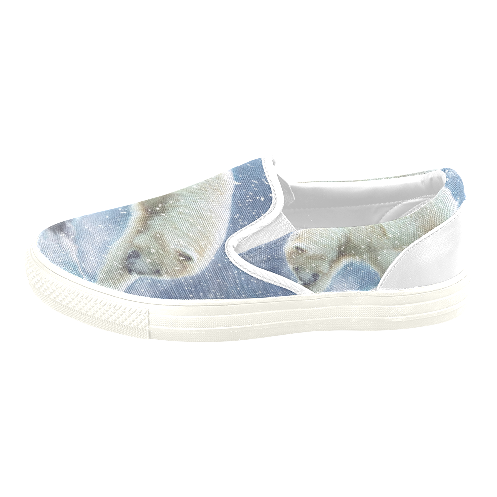 A polar bear at the water Men's Slip-on Canvas Shoes (Model 019)