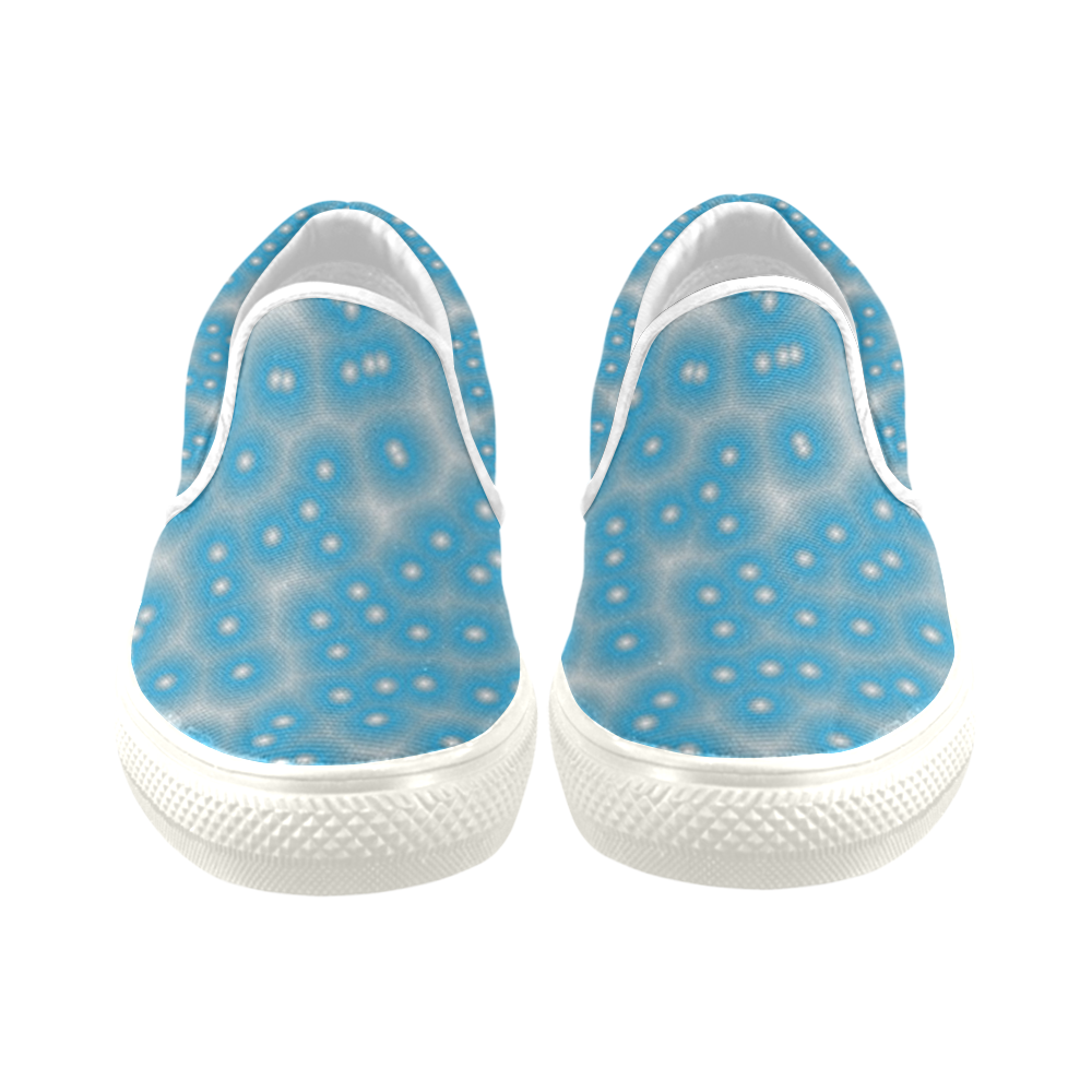 blue and white dots Men's Unusual Slip-on Canvas Shoes (Model 019)
