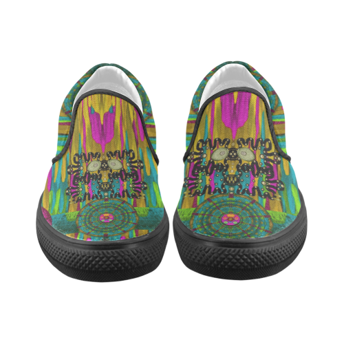 Troll In the Rainbows looking good Men's Unusual Slip-on Canvas Shoes (Model 019)