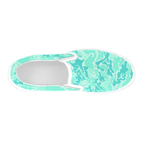 Camo Turquoise Camouflage Pattern Print Men's Slip-on Canvas Shoes (Model 019)