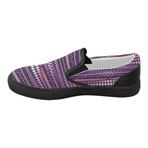 Trippy Tribal Pattern Women's Slip-on Canvas Shoes (Model 019)