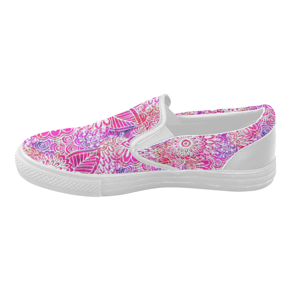 Pink Boho Flowers Women's Slip-on Canvas Shoes (Model 019)