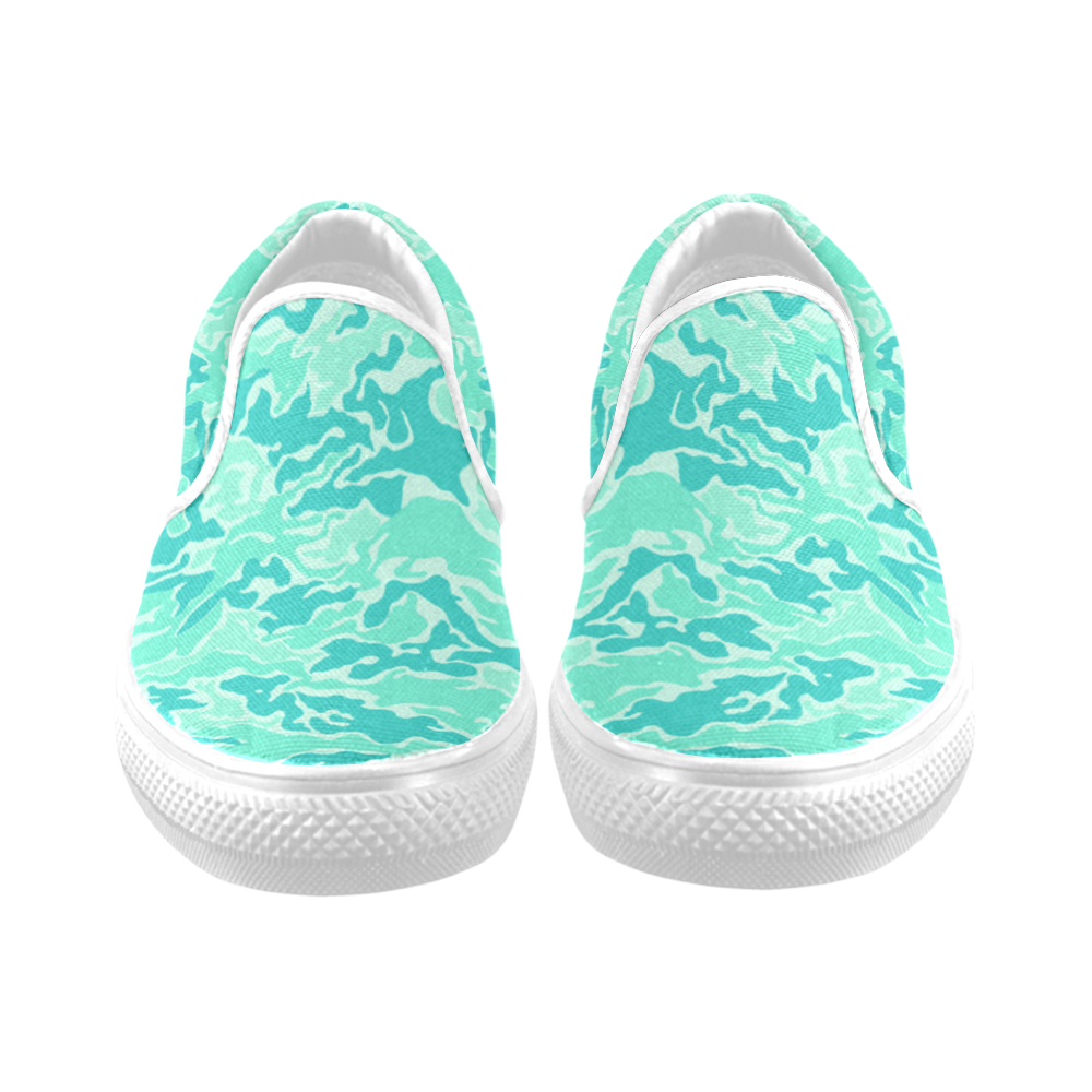 Camo Turquoise Camouflage Pattern Print Women's Unusual Slip-on Canvas Shoes (Model 019)