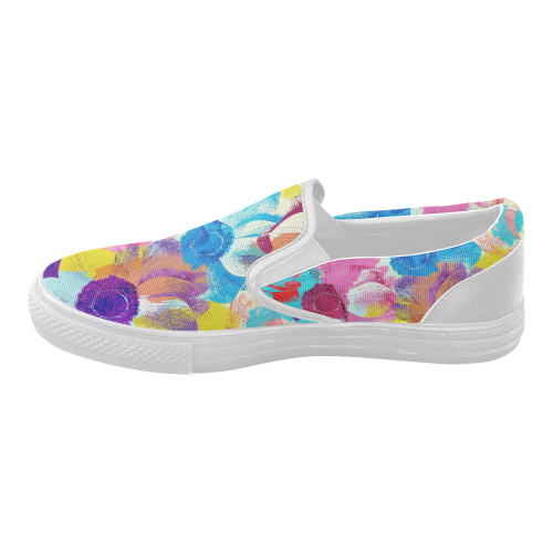 Anemones Flower Women's Slip-on Canvas Shoes (Model 019)