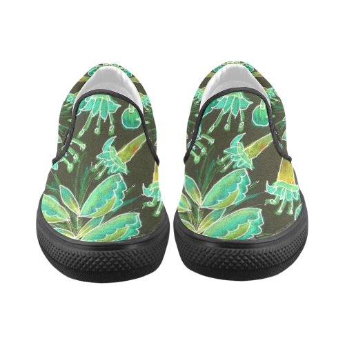 Irish Garden, Lime Green Flowers Dance in Joy Men's Unusual Slip-on Canvas Shoes (Model 019)