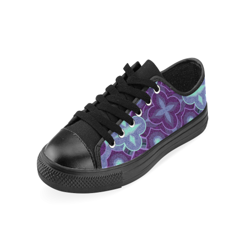 Purple blue pattern Men's Classic Canvas Shoes (Model 018)