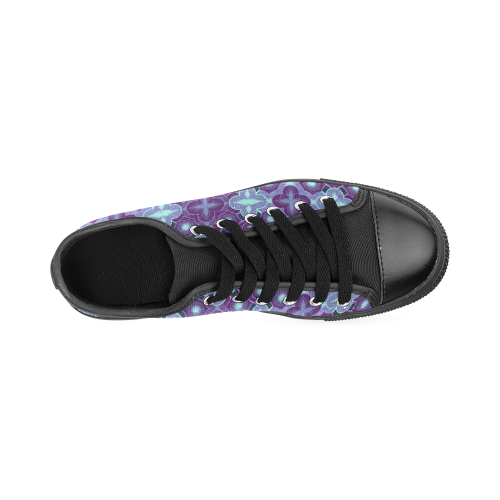 Purple blue seamless pattern Men's Classic Canvas Shoes (Model 018)
