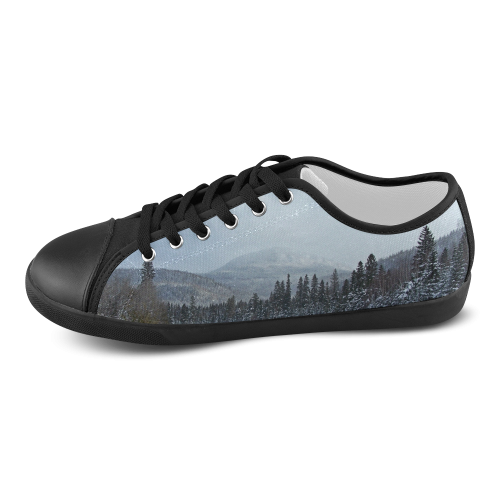 Winter Wonderland Men's Canvas Shoes (Model 016)