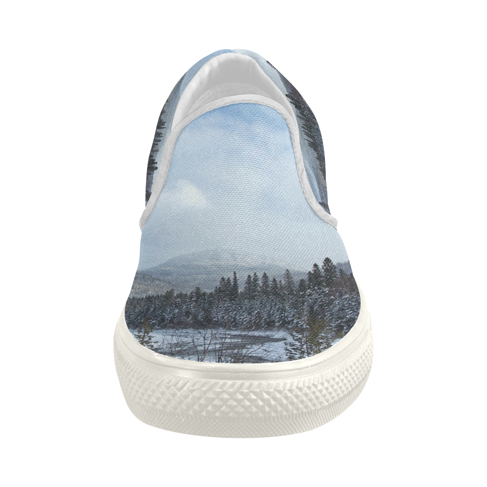 Winter Wonderland Women's Slip-on Canvas Shoes (Model 019)