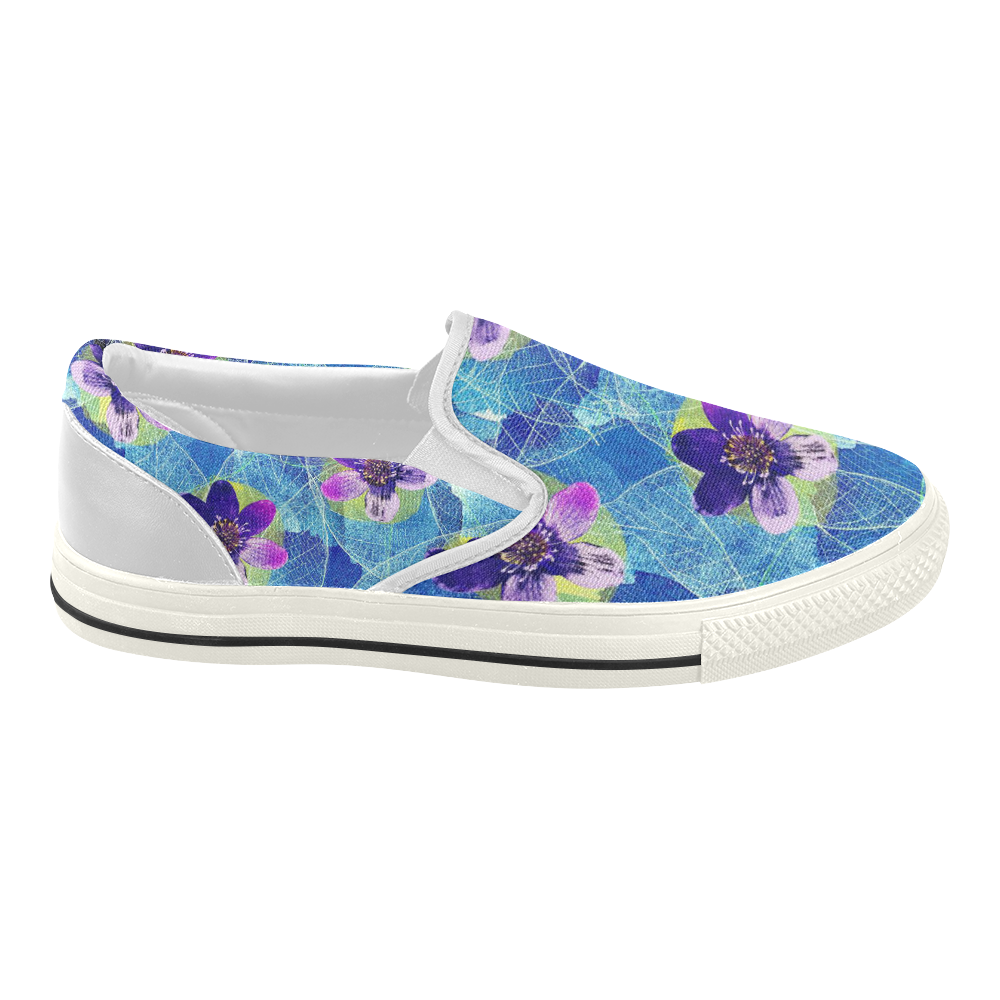 Purple Flowers Women's Slip-on Canvas Shoes (Model 019)