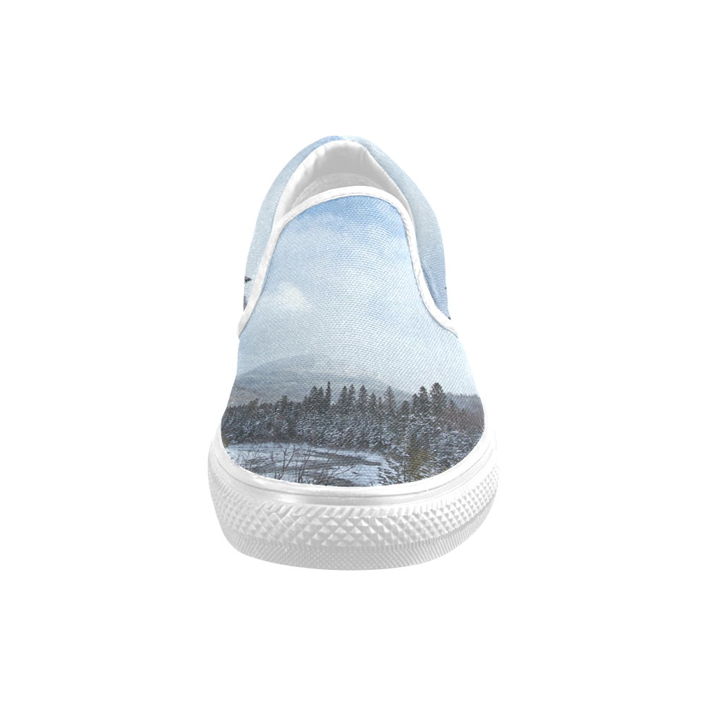 Winter Wonderland Men's Slip-on Canvas Shoes (Model 019)