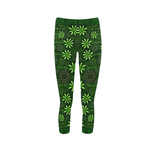 Strawberry flowers in the dark Capri Legging (Model L02)