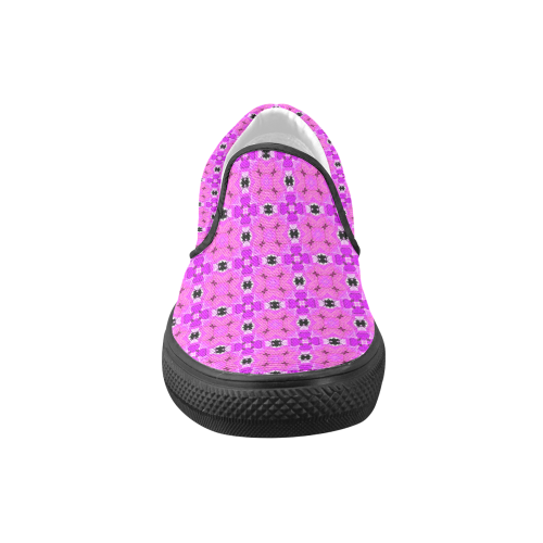 Circle Lattice of Floral Pink Violet Modern Quilt Women's Unusual Slip-on Canvas Shoes (Model 019)