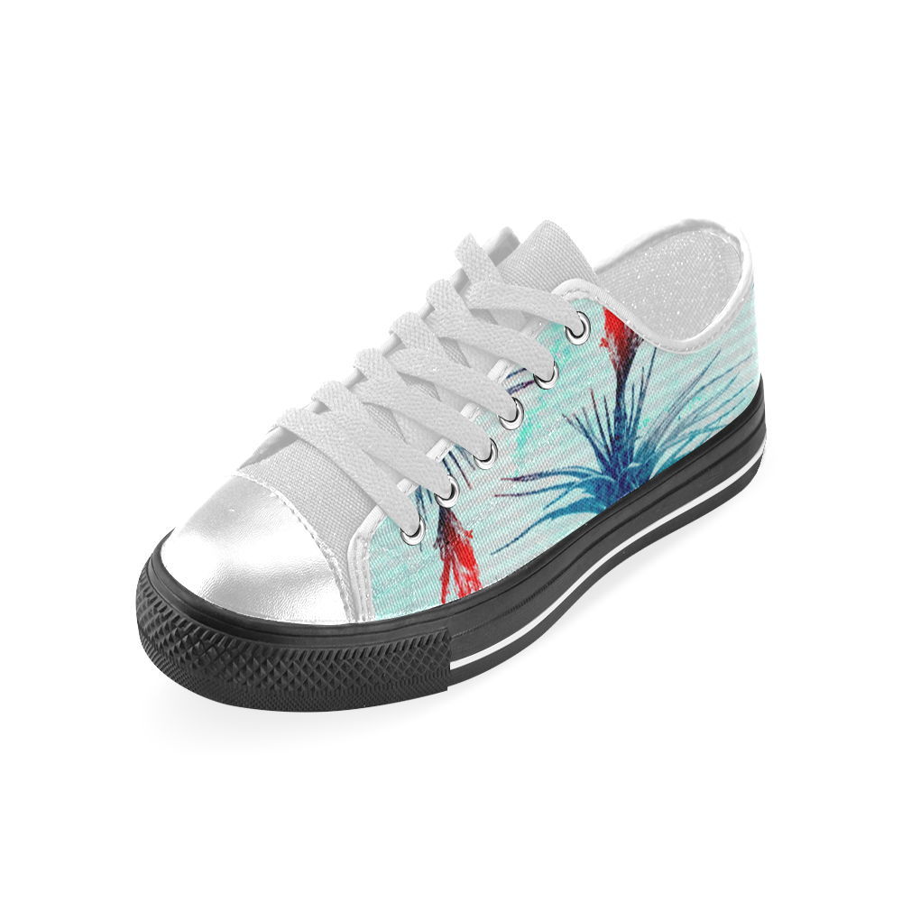 Tillandsia Flower Women's Classic Canvas Shoes (Model 018)