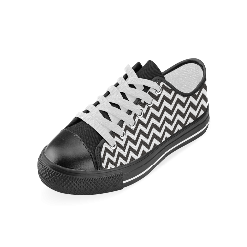 HIPSTER zigzag chevron pattern black & white Women's Classic Canvas Shoes (Model 018)