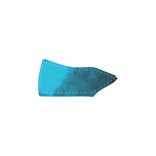Blue Fluffy Heart Men's Slip-on Canvas Shoes (Model 019)