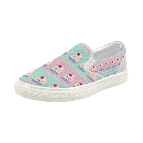Cupcakes Women's Slip-on Canvas Shoes (Model 019)