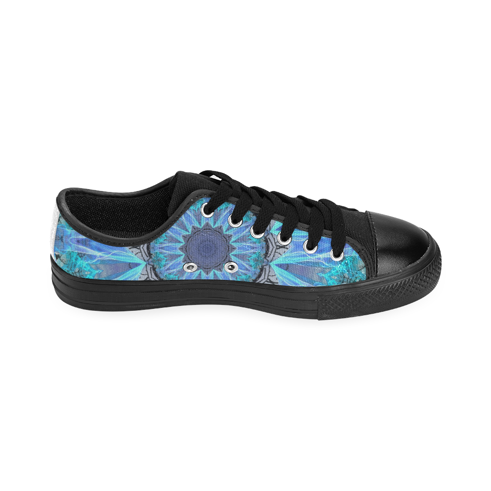 Sapphire Ice Flame, Cyan Blue Crystal Wheel Men's Classic Canvas Shoes (Model 018)