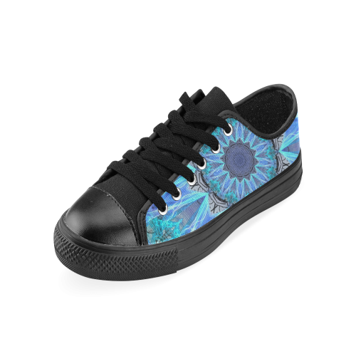 Sapphire Ice Flame, Cyan Blue Crystal Wheel Men's Classic Canvas Shoes (Model 018)