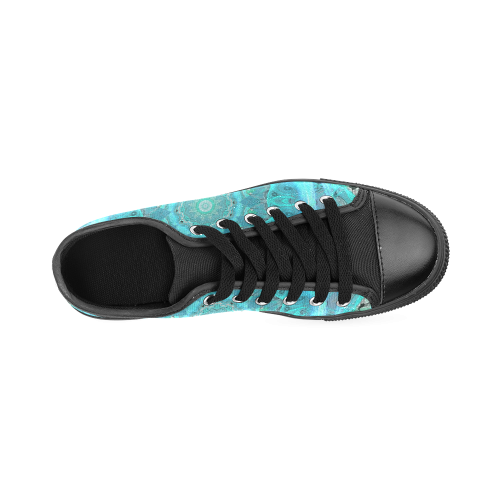 Teal Cyan Ocean Abstract Modern Lace Lattice Men's Classic Canvas Shoes (Model 018)