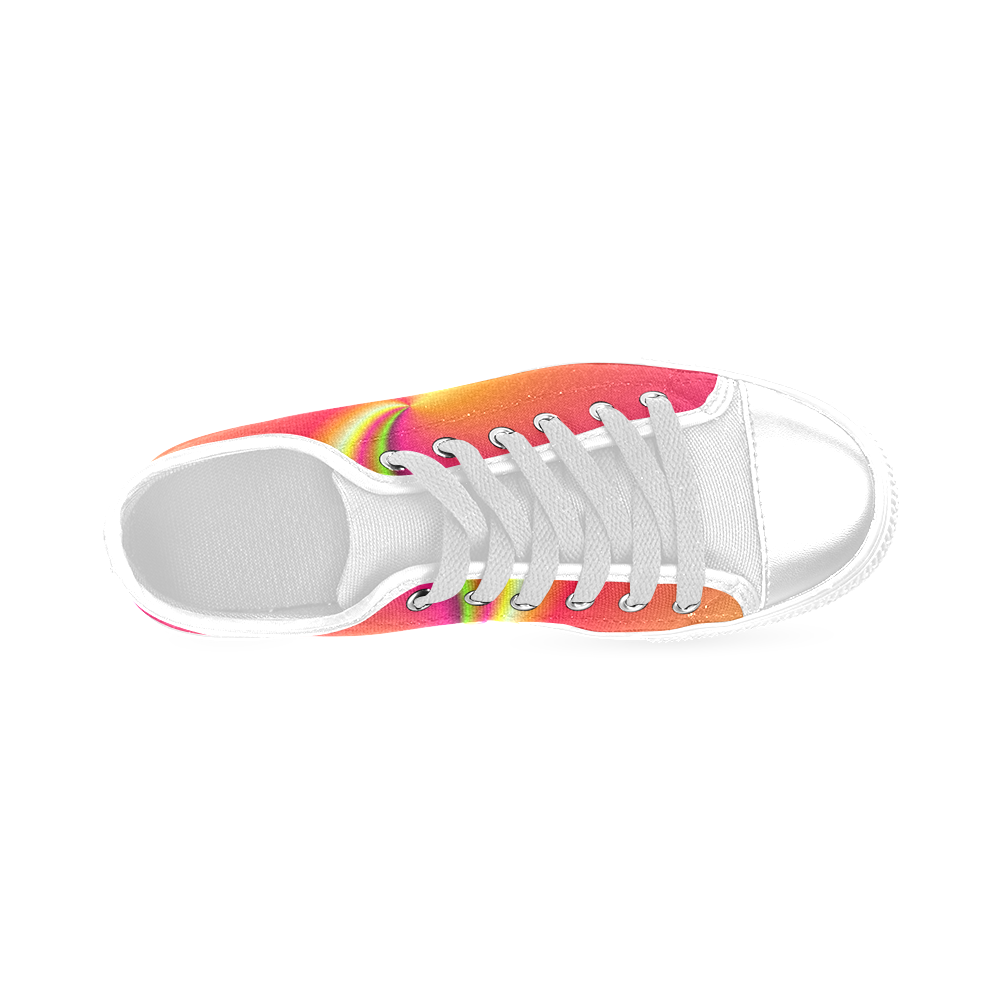 Draped In Rainbows Men's Classic Canvas Shoes (Model 018)
