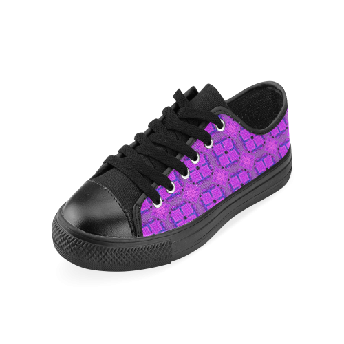 Abstract Dancing Diamonds Purple Violet Men's Classic Canvas Shoes (Model 018)
