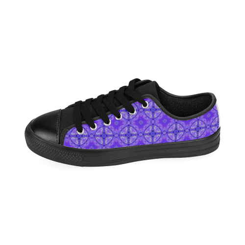 Purple Abstract Flowers, Lattice, Circle Quilt Men's Classic Canvas Shoes (Model 018)